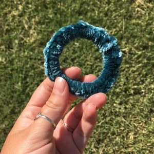 Crochet velvet hair tie